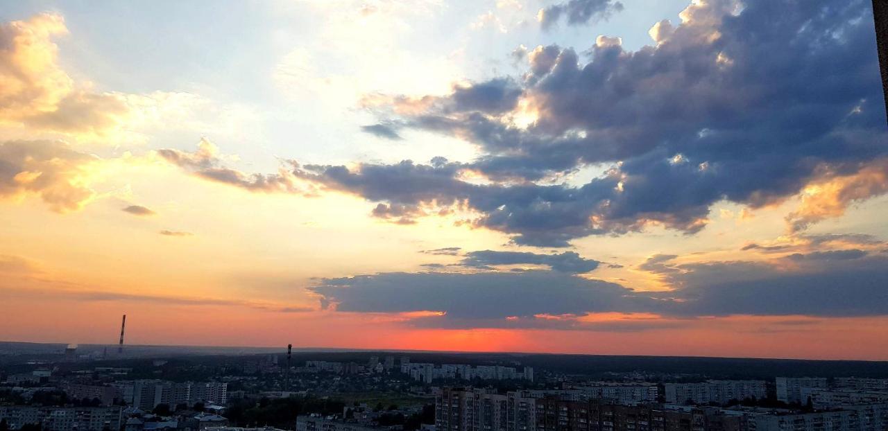 Панарамный Вид 25 Этаж В Бизнесс - Классе Kharkov Ngoại thất bức ảnh