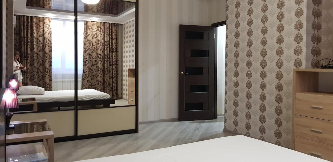 Панарамный Вид 25 Этаж В Бизнесс - Классе Kharkov Ngoại thất bức ảnh